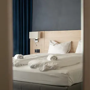 Breeze Victoria - Self-service Hotell